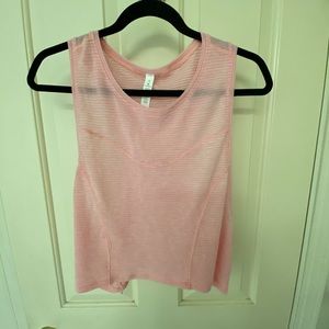 Lululemon Lightweight and Flowy Cropped Tank Top for Women (Pink-size 12)